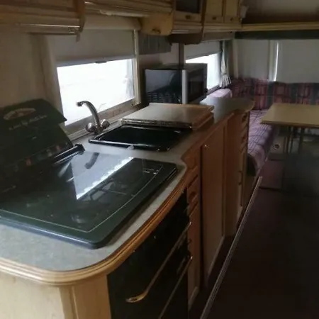 Каравана Camping